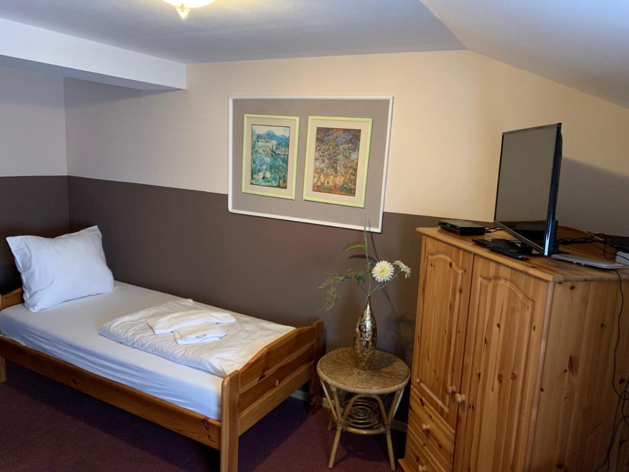 Hotel Mythos Oranienburg Zewnętrze zdjęcie