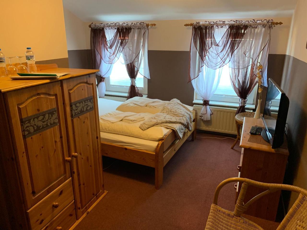 Hotel Mythos Oranienburg Zewnętrze zdjęcie